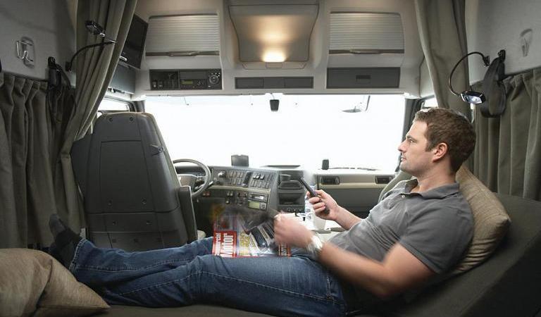 durmiendo en la cabina